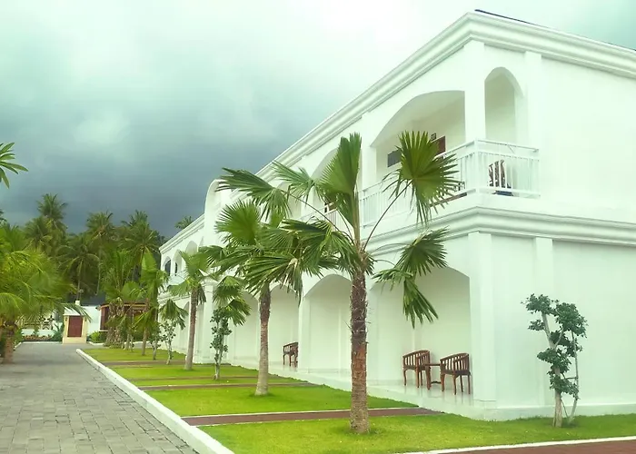 Puri Hotel Lovina (Bali)