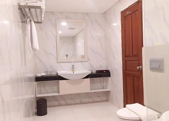 Puri Hotel Lovina (Bali)